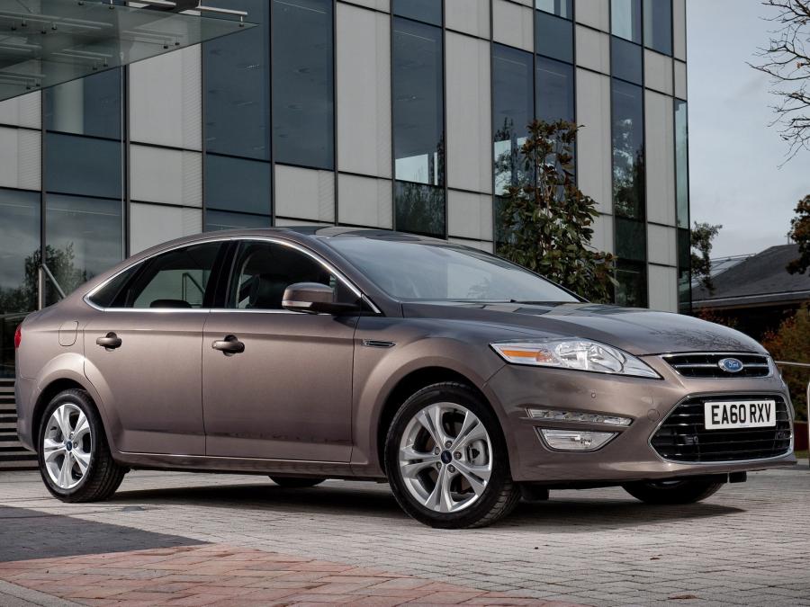 Ford Mondeo Hatchback (UK) '2010